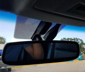 汽車玻璃上不起眼的小黑點(diǎn),沒想到用處竟然那么大