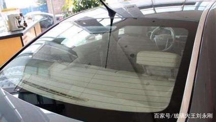 玻璃大王劉永剛:汽車后窗玻璃為何會(huì)有線條的原因