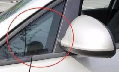 汽車上最貴的玻璃,居然是最小那塊!1塊玻璃的錢能抵4個車窗