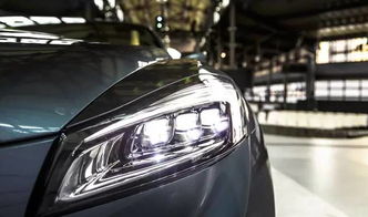 汽車換個燈怎么辣么貴？貓膩全在這兒，汽車玻璃也有講究