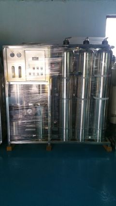 北京專業(yè)供應(yīng)汽車化工產(chǎn)品生產(chǎn)設(shè)備及玻璃配件