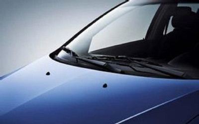 車上最貴的玻璃竟然是它，緊急情況可別砸錯了