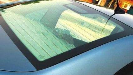 汽車后擋風玻璃上的橫線 功能和原理解析