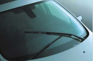 汽車玻璃險為什么值得購買？日常車窗的養護指南