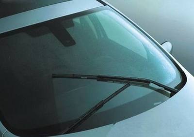 汽車玻璃如何保養？進來教你幾招，讓視野清晰更安全