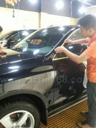 上海靚車會閘北店專業(yè)作業(yè)展示 奧迪Q5鉆石鍍膜與玻璃滑水鍍膜施工全解析